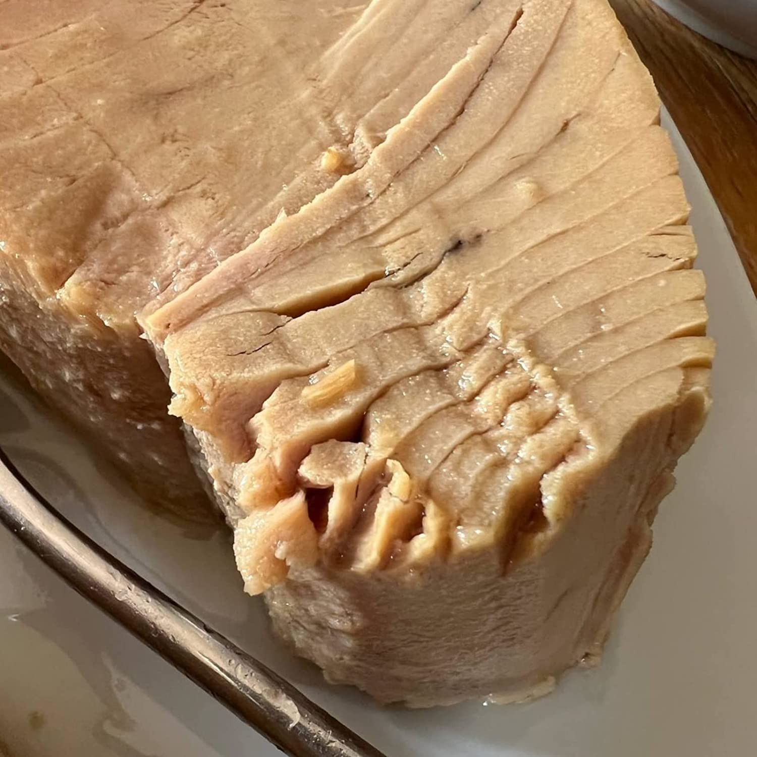 Filetti di tonno Pinna Gialla all'olio di oliva 1,9 Kg lavorazione artigianale di Sarda affumicati.